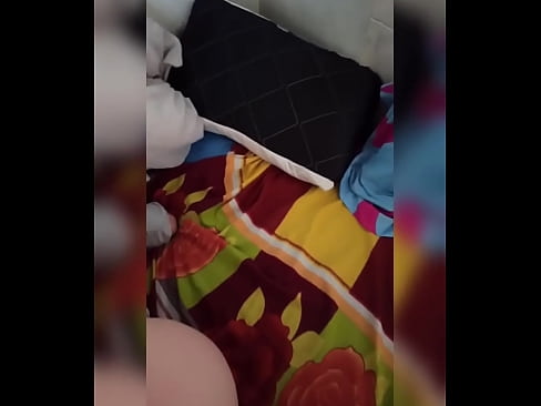 ❤️ Minu toakaaslane jääb üksi koju, sest tema abikaasa läheb puhkusele ja ma kasutan võimalust teda nussida ja täita tema perse piimaga ❤ Kõva porno at et.myastro.top ❌
